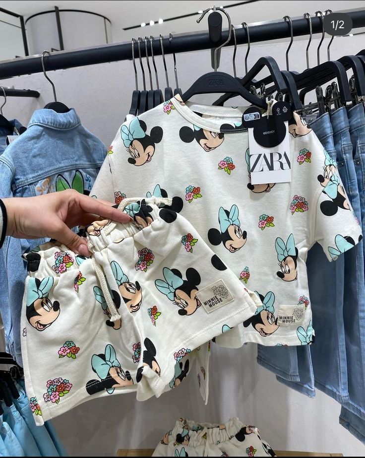 1fashioninspo | by girls18k ✨ (@onefashioninspo) on Twitter photo 