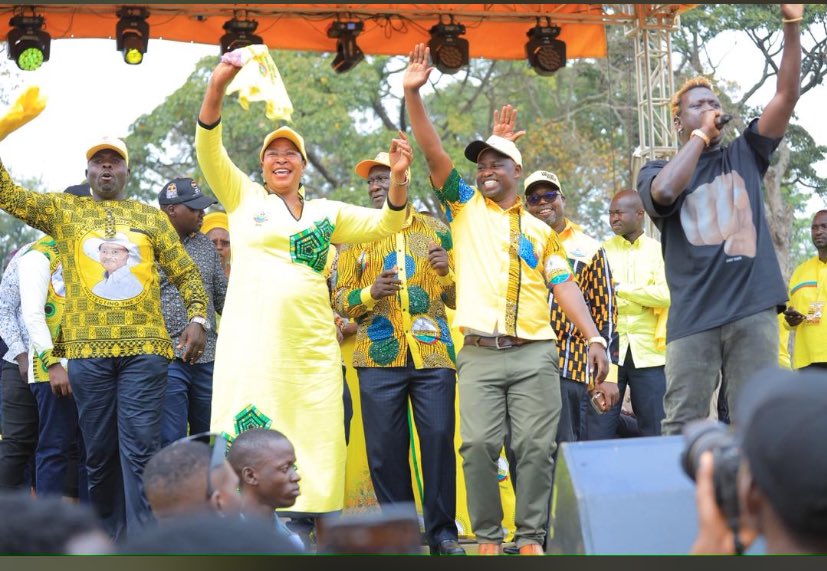 Hon. Akugizibwe Aled Ronald tweet media