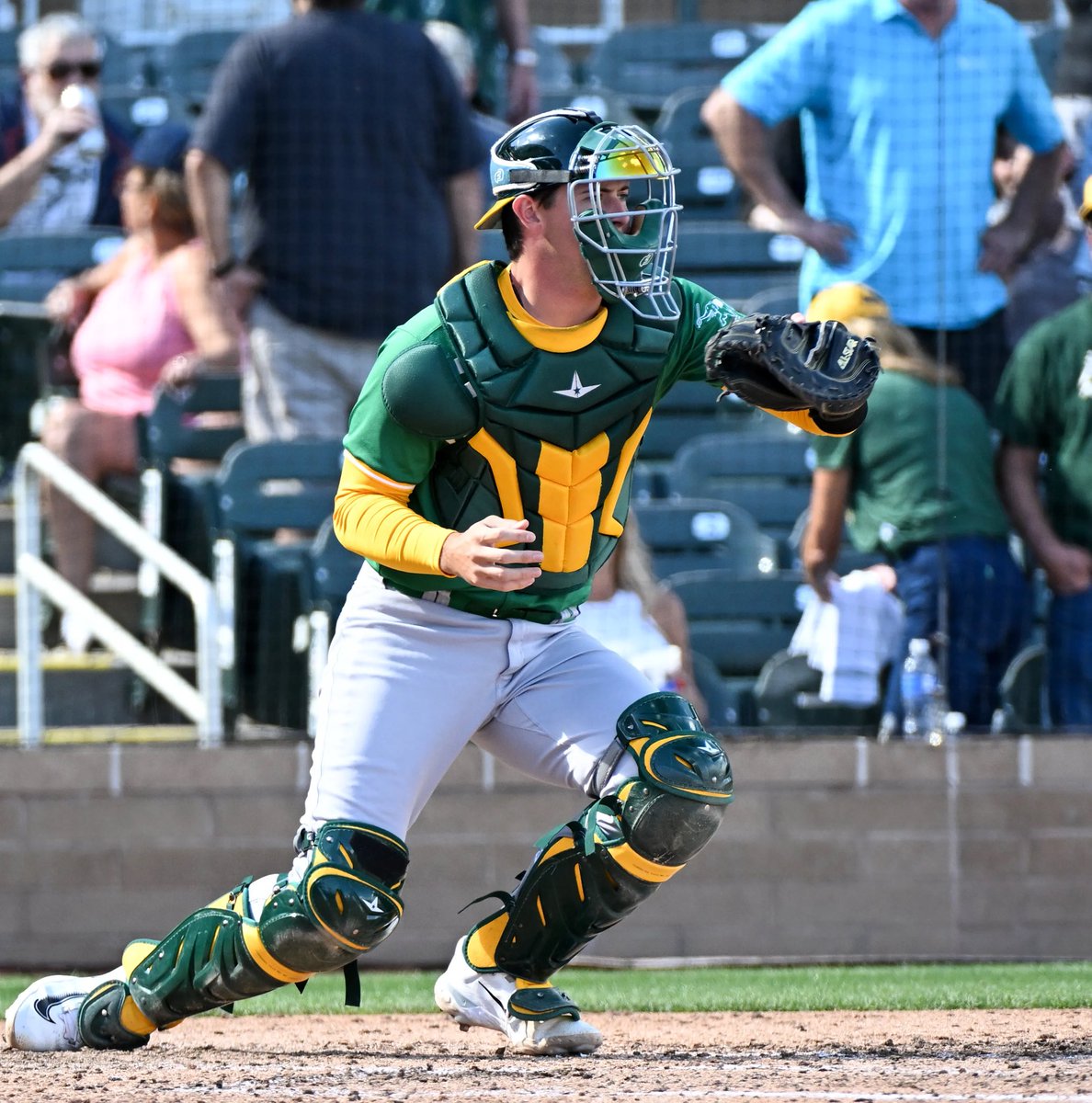 SleeperMLBTwins's tweet image. NEWS

The #MNTwins have selected C Daniel Susac as the 4th pick in the Rule 5 Draft off of the #Athletics Triple-A roster.

24-year old was 19th pick in the 2022 MLB Draft. Had an .832 OPS in 97 games  in Triple-A.

They’ve now announced that he’s been traded to the Giants