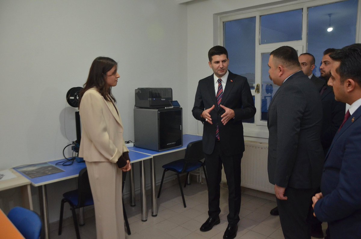 Ülkü Ocakları Çorum İl Başkanlığımız bünyesinde faaliyet gösteren Prof. Dr. Aziz Sancar Teknoloji Sınıfı ve Şehit Şenay Aybüke Yalçın Müzik Sınıfı’nın çalışmalarını inceledik.

Ülkücü Türk gençliği her alanda yükselerek ülkesine değer katacaktır. 🐺🇹🇷