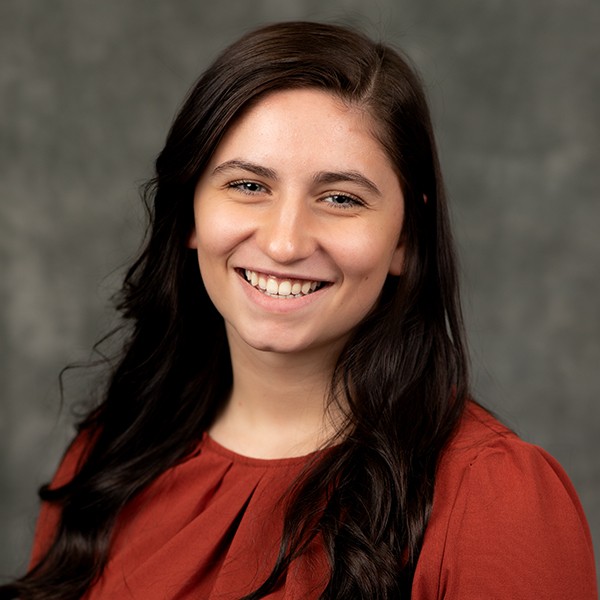 GROWMARK's tweet photo. “I started as a summer intern at #GROWMARK and loved connecting with other interns and coworkers in logistics. My advice? Network, stay open-minded, and try new things!” – Maddie Lane, #FromInternToImpact
Explore #GROWMARK #internships at https://t.co/UCiC63bYg9. #GROWMARKLife https://t.co/0HZYuYs2cS