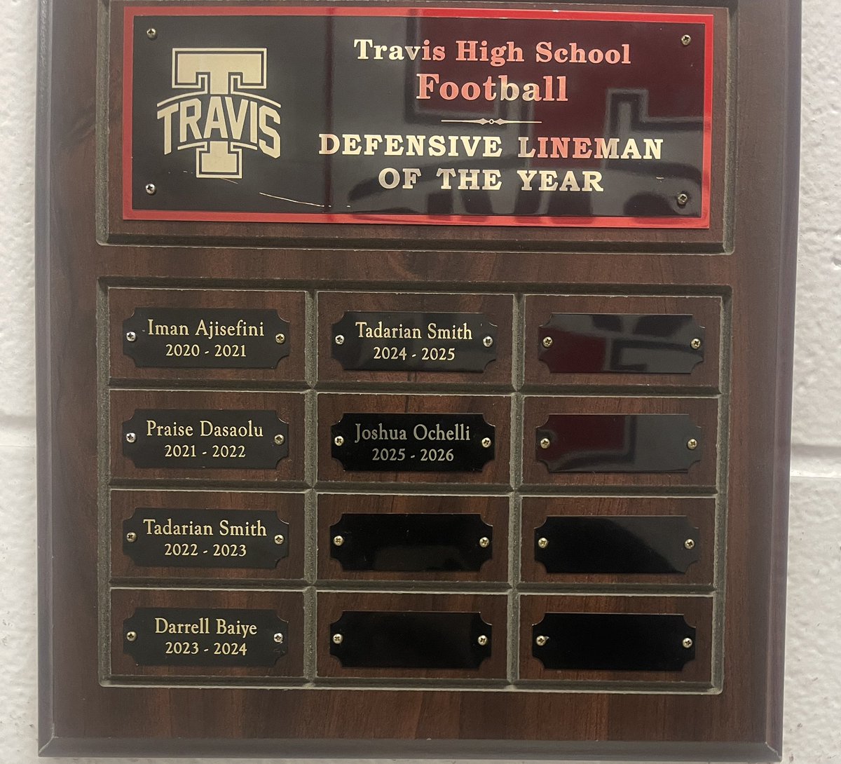 Blessed to be named Defensive Lineman of the year!
<a href="/TravisTiger_FB/">Travis Tiger Football</a> <a href="/Ace03MikeG/">MikeGreenAce03</a> <a href="/coachsis/">Trey Sissom</a> <a href="/CoachDavis99/">COACH D</a> <a href="/BillyGranville/">Billy Granville</a>
