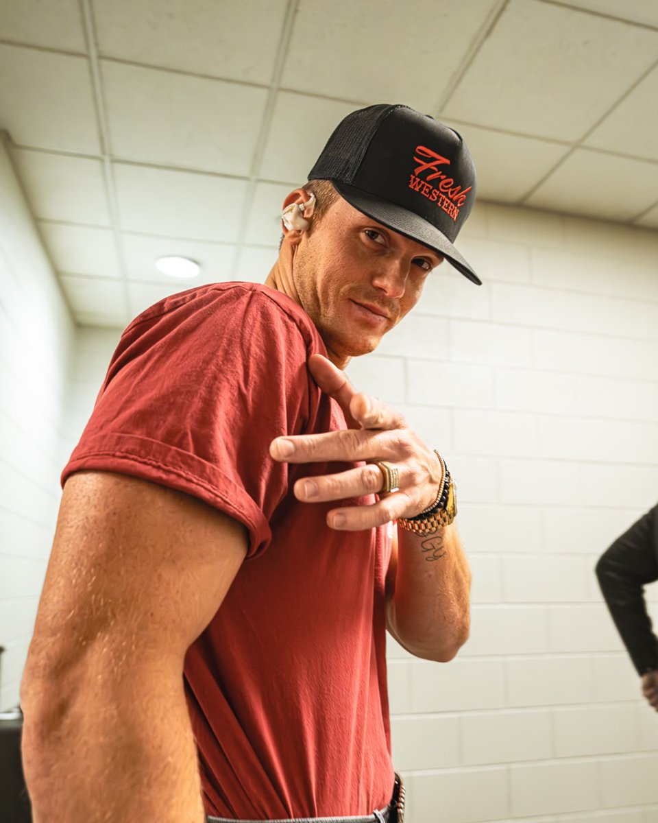 _FreshWestern's tweet image. Livin' it up. 

📸 @ChrisKleinmeier