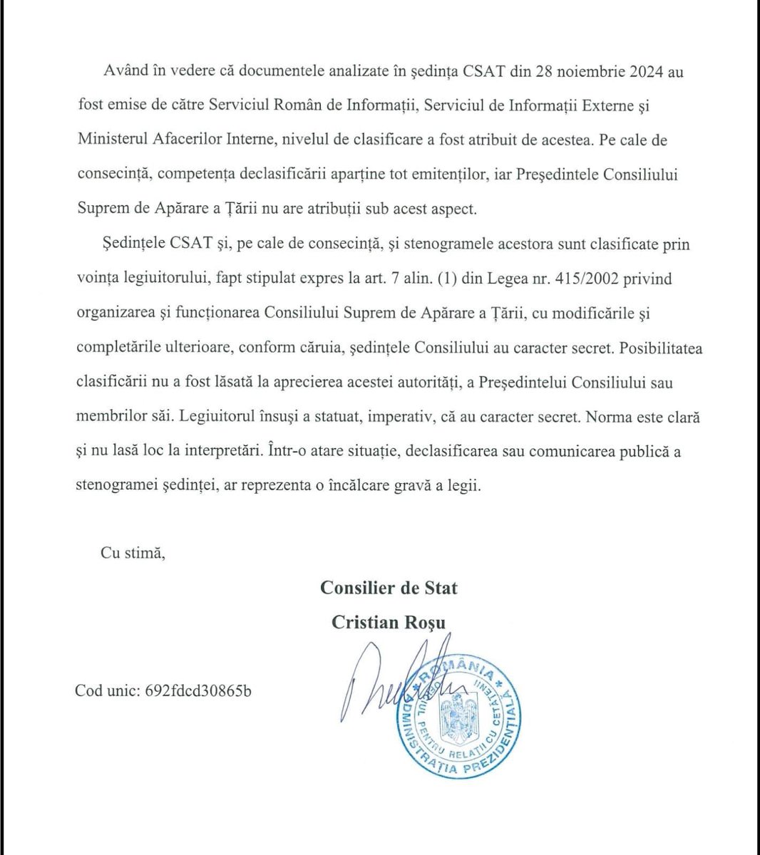 adrianagiurgiu's tweet photo. 🚨🇷🇴 ROBERT TURCESCU:
Acum e clar: desecretizarea stenogramei ședinței CSAT NU SE VA FACE NICIODATĂ❗️ Aveți mai jos, în exclusivitate, răspunsul Administrației Prezidențiale: NU SE POATE. Cică ar fi o încălcare gravă a legii❗️ Ha, ha, ha❗️ Tu-vă-n aripă❗️

”Având în vedere că documentele analizate în şedința CSAT din 28 noiembrie 2024 au fost emise de către Serviciul Român de Informații, Serviciul de Informații Externe și Ministerul Afacerilor Interne, nivelul de clasificare a fost atribuit de acestea. Pe cale de consecință, competența declasificării aparține tot emitenților, iar Președintele Consiliului Suprem de Apărare a Țării nu are atribuții sub acest aspect (...) Posibilitatea clasificării nu a fost lăsată la aprecierea acestei autorități, a Preşedintelui Consiliului sau membrilor săi. Legiuitorul însuși a statuat, imperativ, că au caracter secret. Norma este clară și nu lasă loc la interpretări. Intr-o atare situație, declasificarea sau comunicarea publică a stenogramei şedinței ar reprezenta o încălcare gravă a legii”.