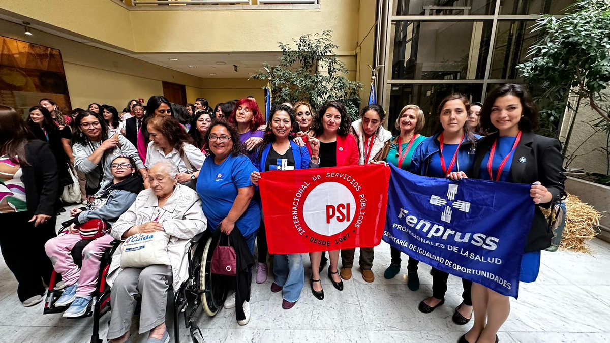Fenpruss's tweet image. #Cuidados 🔵 Hoy Fenpruss se hizo presente en la sesión de la Cámara de Diputadas y Diputados donde se votó el proyecto de Ley que crea el Sistema Nacional de Cuidados y Apoyos para Chile. 💙