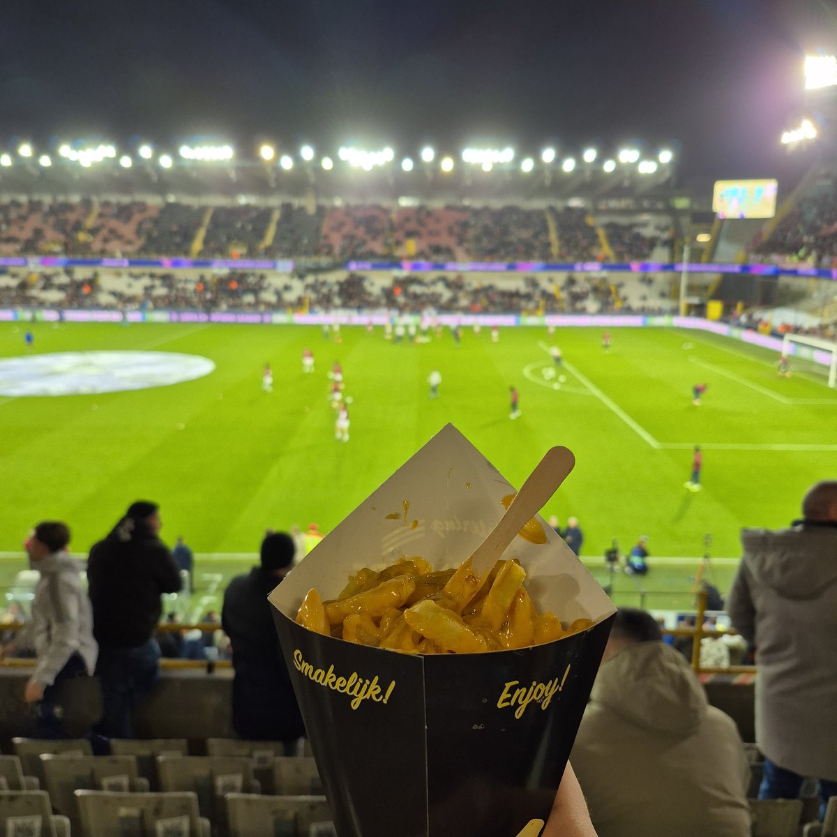 ཊལབསརངཧ tweet media