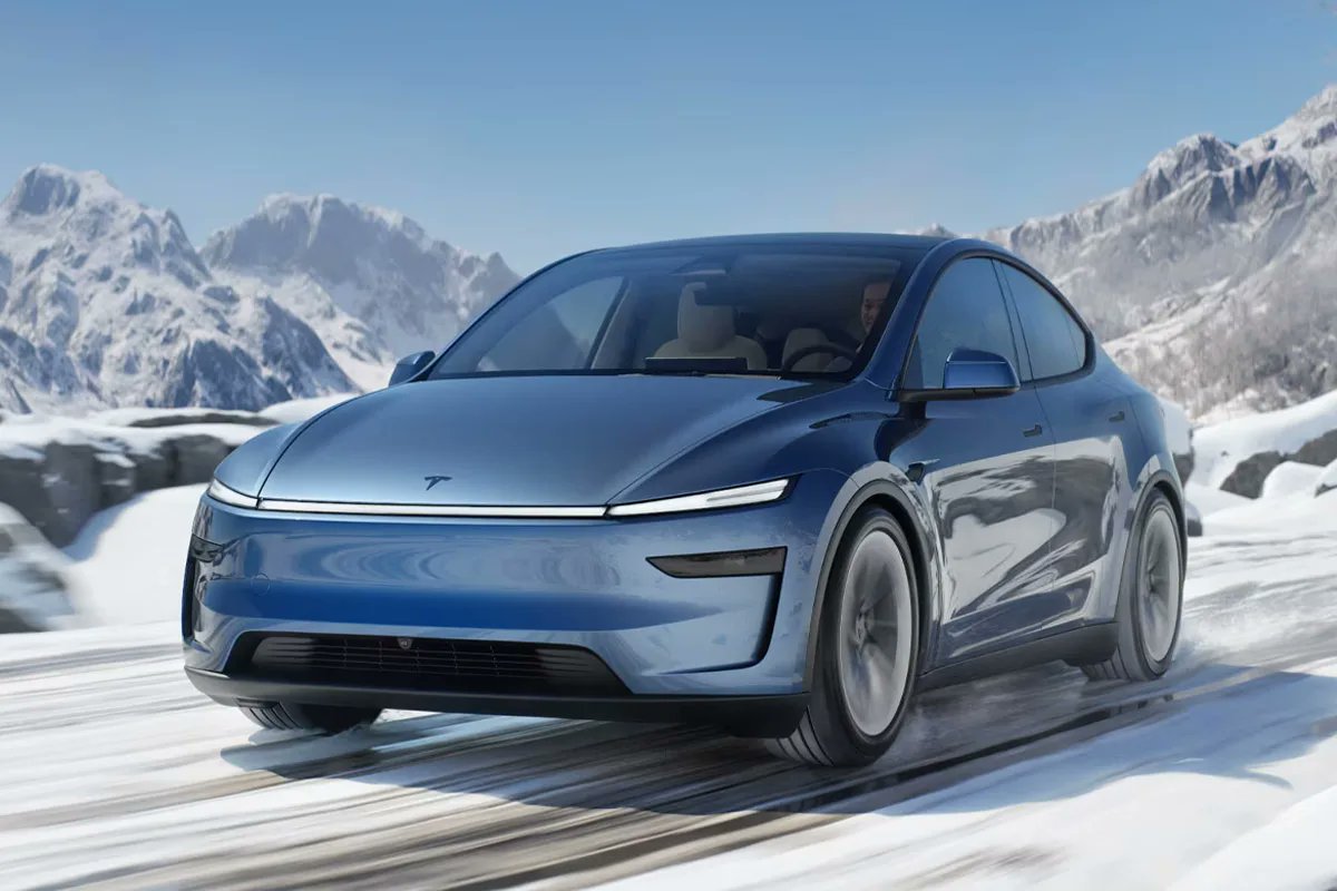 northern_tesla's tweet photo. Your Tesla can thrive in the winter, find out how.  https://t.co/YS9bYr0MYa https://t.co/lumzuFX8mA