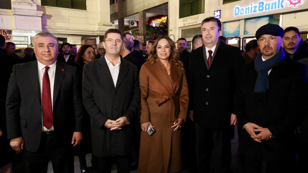 Milletimizin iradesine sahip çıkmak, demokrasiye olan inancımızın en güçlü yansımasıdır.

Çatalca’da Genel Başkanımız Sayın Özgür Özel’in ve büyük ailemiz CHP’nin yanında, ülkemizin aydınlık geleceği için dayanışma içindeyiz.

Birlik, umut ve güçlü yarınlar için… 🇹🇷