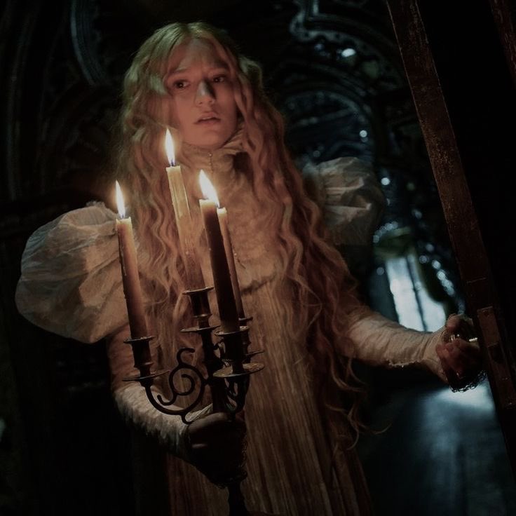 bIoodfangs's tweet image. this! there is no better &amp;amp; more peaceful feeling than walking around holding a candelabra. i’m obsessed with it 🕯️