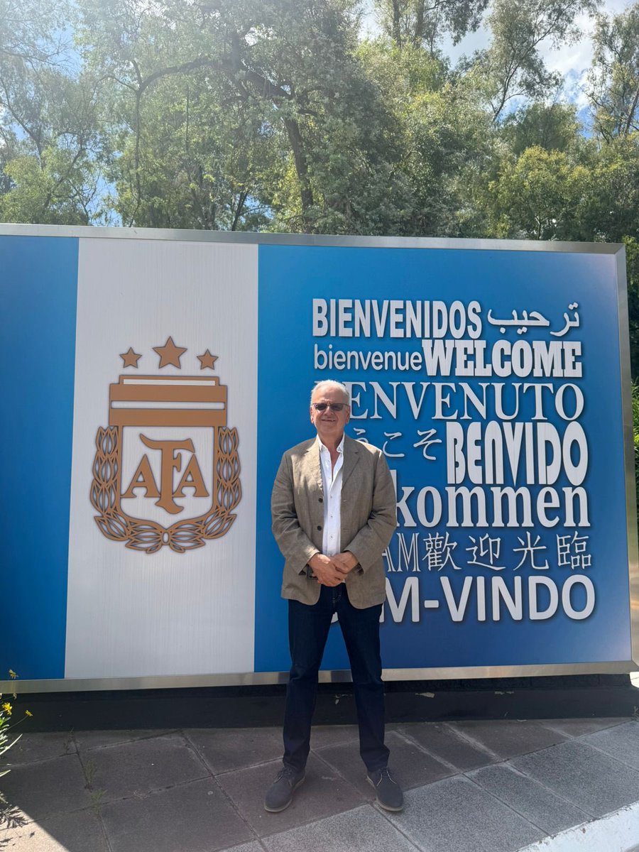 Salta presente en el sorteo de la Copa Argentina 2026 🇦🇷

El presidente de la Agencia Provincial Salta Deportes, Sergio Chiban, participó del sorteo de la Copa Argentina 2026 🏆que se realizó en el predio de AFA de Ezeiza.