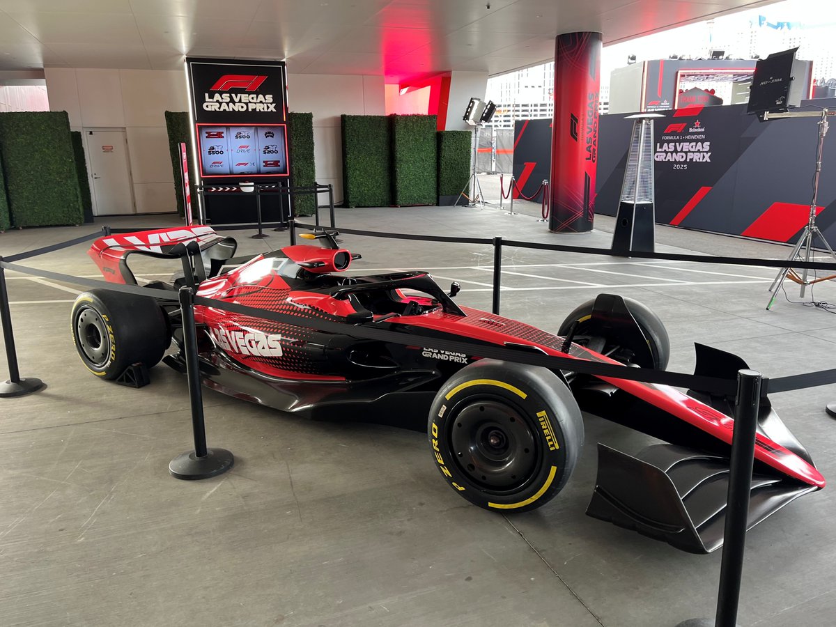 skidabrader's tweet photo. We are excited to have worked on year 3 of the #F1Austin &amp; #F1LasVegasGrandPrix racetracks. Cleaning the track, removing thermal plastic and rubber residue from tires, performing striping, while improving surface texture🙏#Sterndahlenterprise #Roadgripltd #F1 #COTA https://t.co/Y7AOCY2D0J