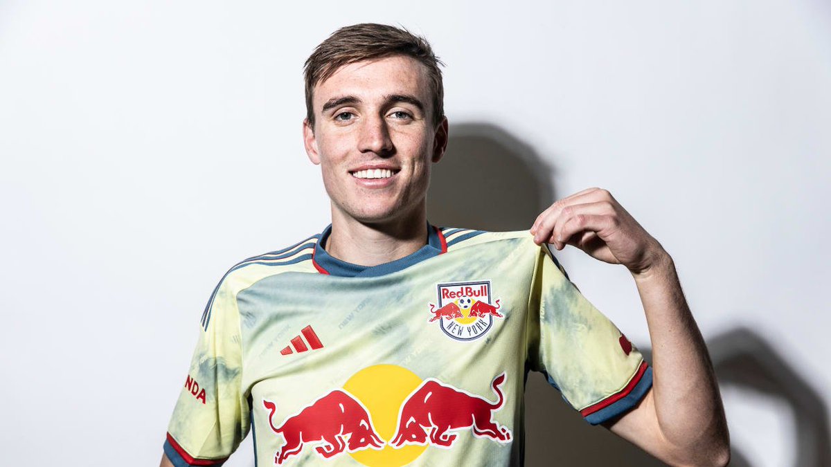 Tom Bogert tweet media