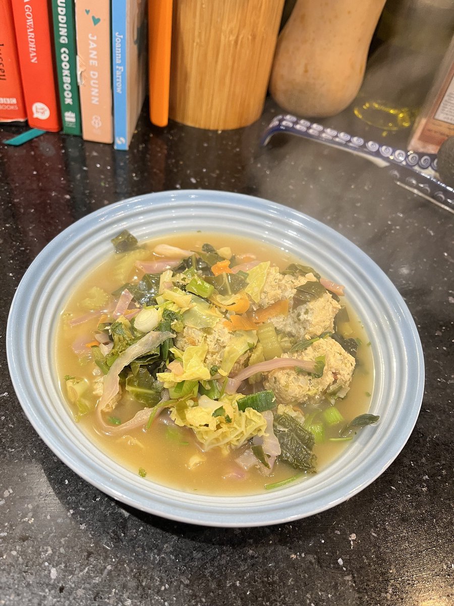 lee_wilkinson2's tweet image. 💥 A great dish for all the family. These chicken balls are quickly prepared in a blender before slowly cooking in a flavour packed broth. A lovely winter warming dish - Enjoy 😊
 
💫🌟 Recipe here: vm.tiktok.com/ZNRLEqyH8/
 
#WilkoCooks #Homemade #ChickenBalls #OnePanMeal #FYP