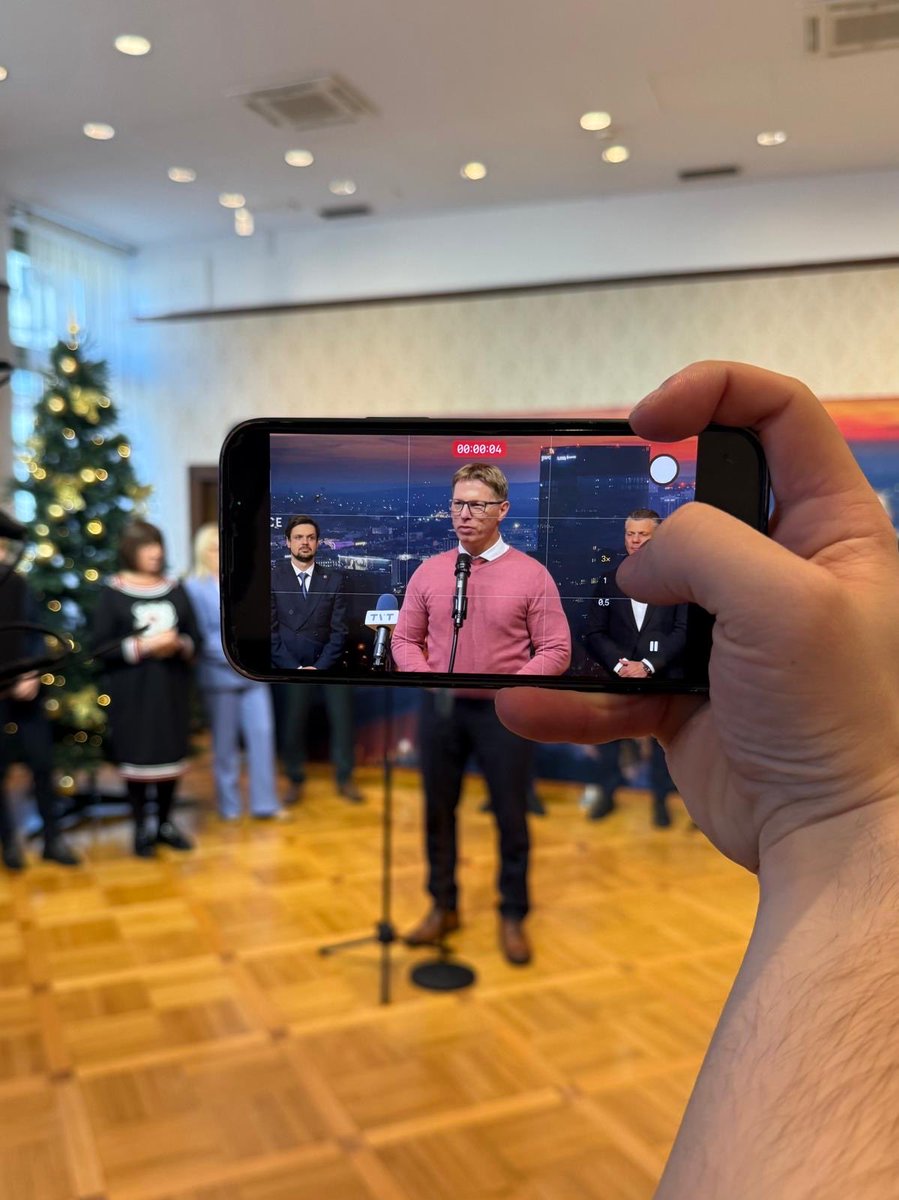 Daniel Beger tweet media