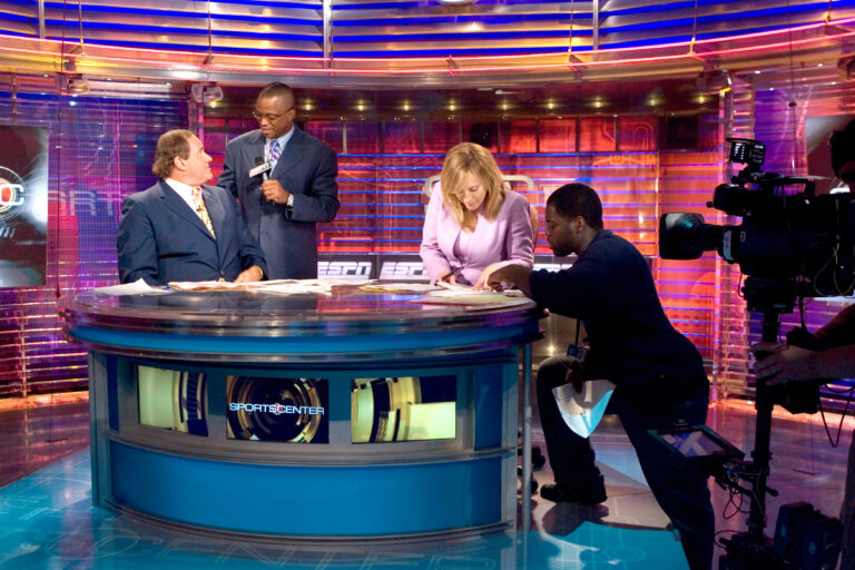 ESPNFrontRow's tweet image. "Stuart brought an authenticity &amp;amp; confidence that translated instantly on camera."

Before @30for30's 'Boo-Yah: A Portrait of Stuart Scott' premieres, ESPN VP of Brand Marketing Seth Ader recounts Scott’s legacy &amp;amp; iconic 'This Is @SportsCenter' moments

🔗bit.ly/493oGkW