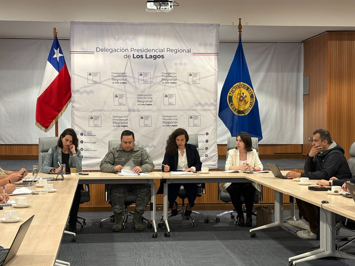 Refuerzan coordinación regional para la Segunda Vuelta Presidencial 2025
radiosago.cl/refuerzan-coor…