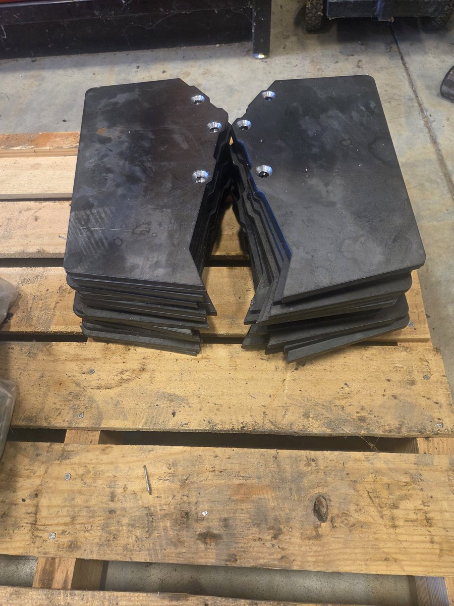 Alex Vosburgh tweet media