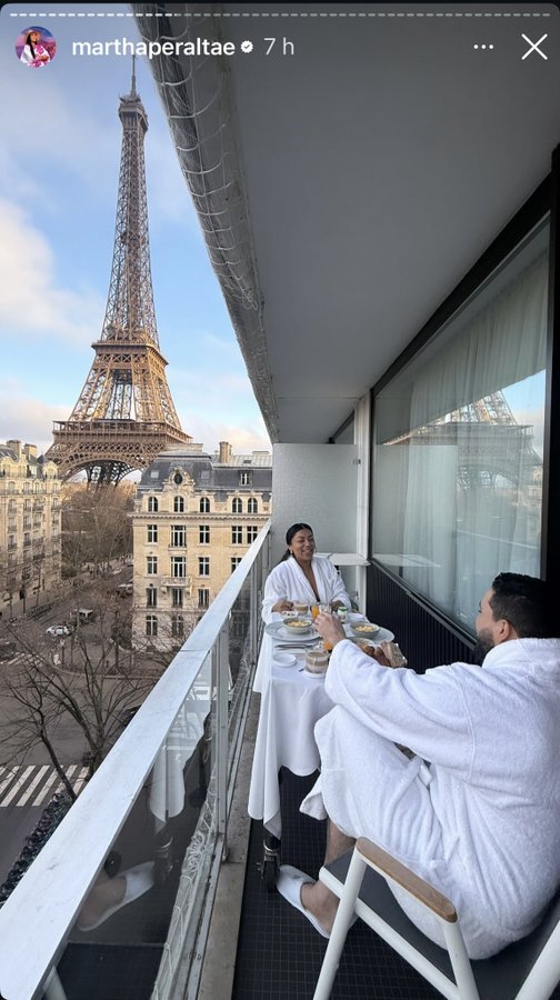 <a href="/MOV_AbrilM19/">MOVIMIENTO 19 DE ABRIL M-19</a> La cara de Martha Peralta, es la cara de una pobre mujer a la cual el primero gobierno de izquierda la tiene viviendo sabroso y llena de lujos, nuestra solidaridad con esta afortunada oligarca.