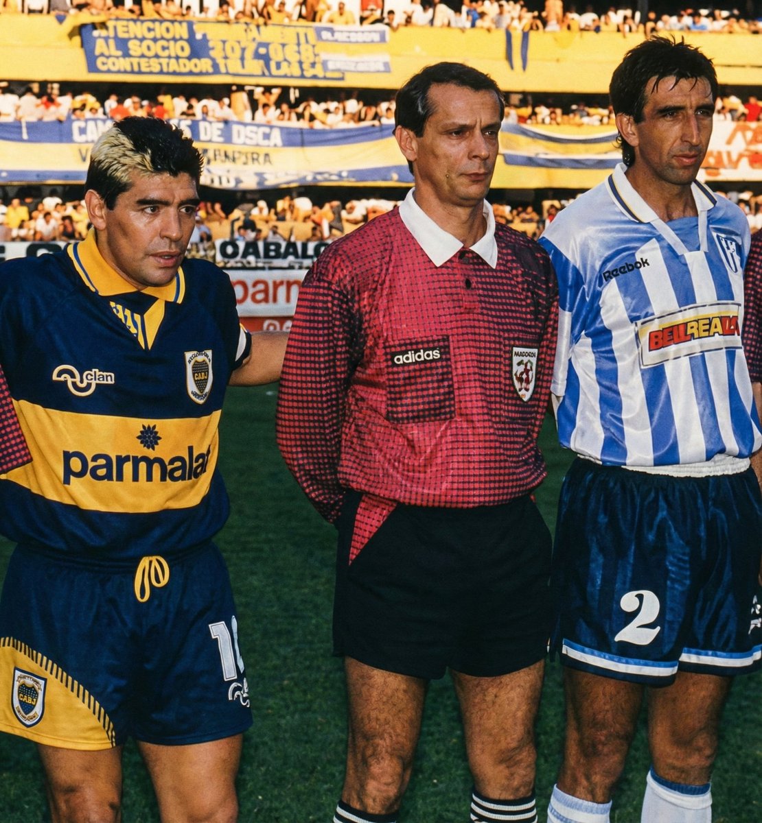 MaradonaPICS's tweet photo. Diego y Gustavo Costas, capitán de Racing en 1995. en el medio? https://t.co/8Zmtx4mkn1