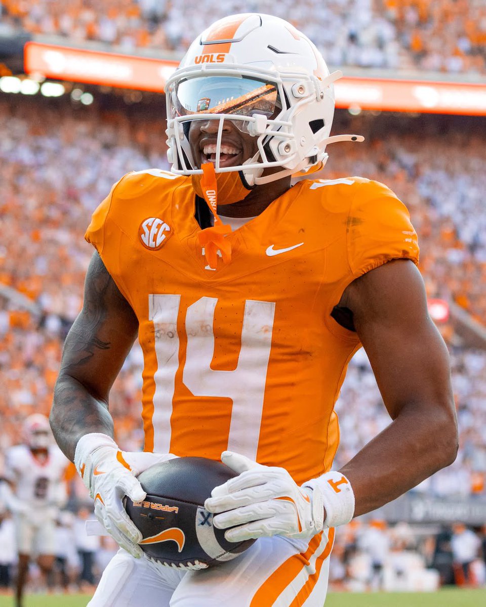 FOXSportsKnox's tweet image. BREAKING: Tennessee wide receiver Braylon Staley has been named the SEC Freshman of the Year:

Staley becomes the third player in program history to garner SEC Freshman of the Year honors, joining running back Jamal Lewis (1997) and quarterback Peyton Manning (1994). 

The award…