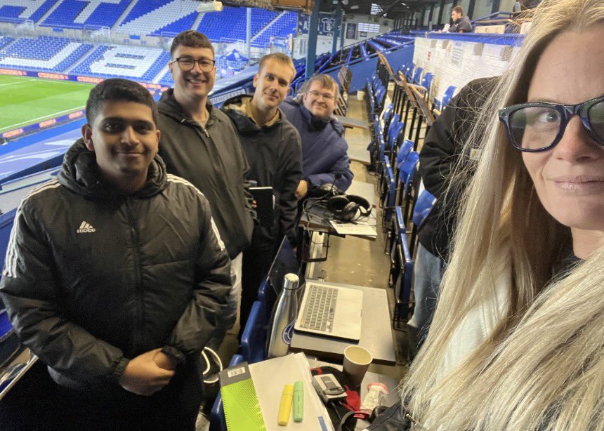 The World Is Beautiful Blind tweet media