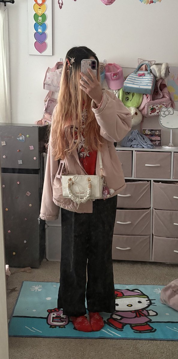 booboomoth's tweet image. hi i just got back from school &amp;amp; i havent had the time to take pics before leaving all week ( i was 40min late to class this morning ) so i took pics just now instead cus i #remembered . kms