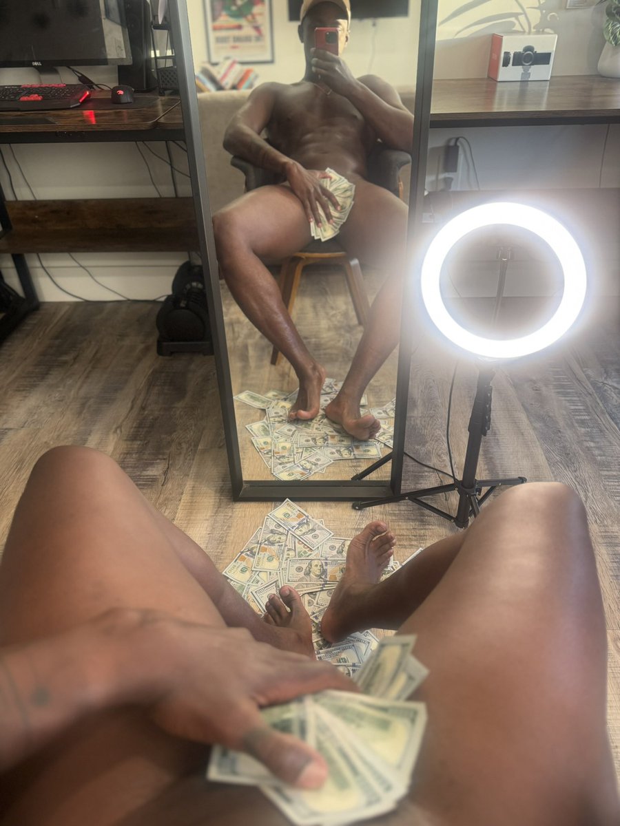 Too afraid to look at your account balance ?

Scared to see what kind of mess you made when my cashcock fucked too hard ?

Get used to the shame 

This is your life

Always handing over MY M0N£Y

Coz your cash looks better in MY Hands

$troke yourself to Ruin

Hit $end