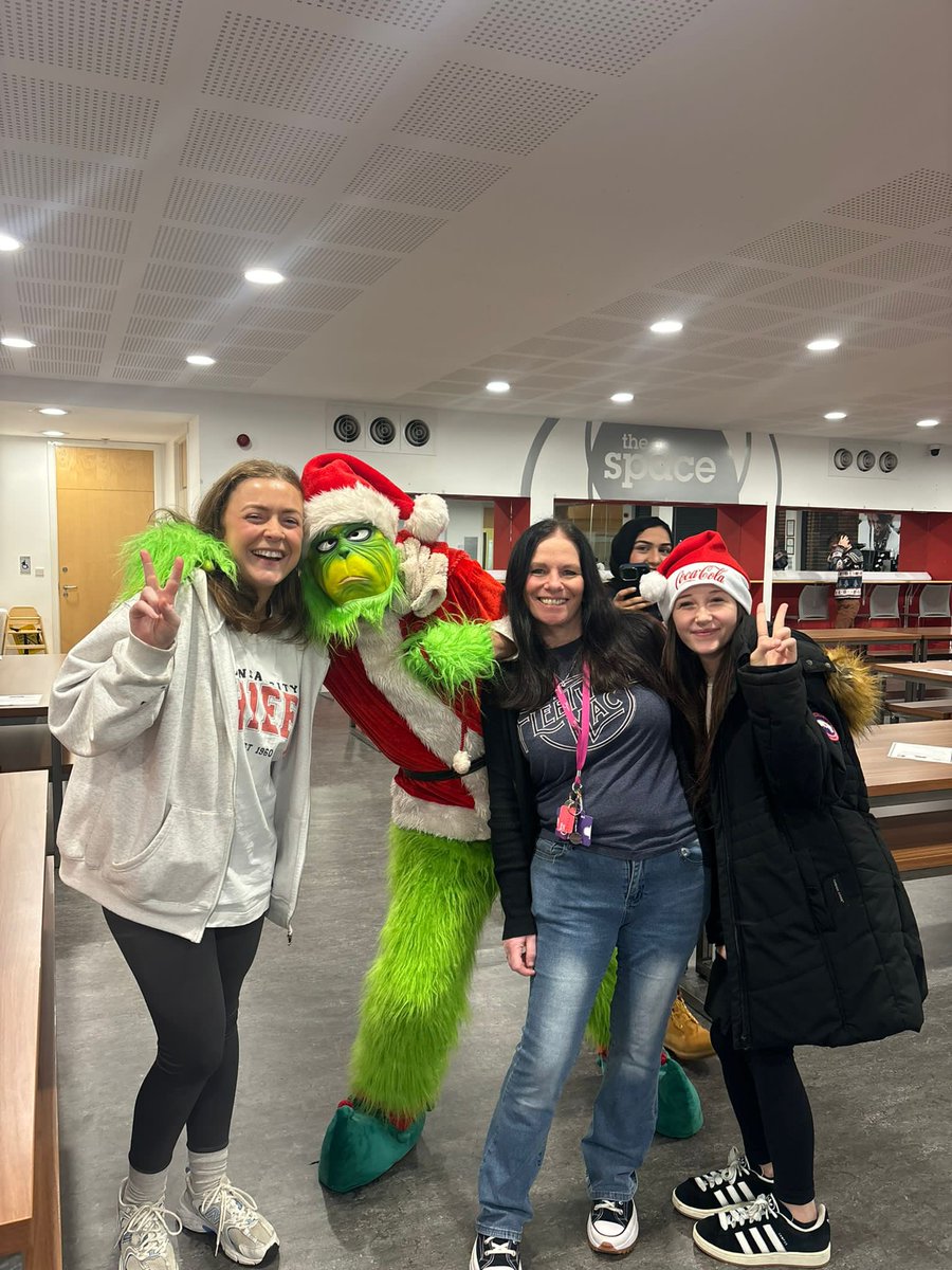 Nicola McKenzie tweet media