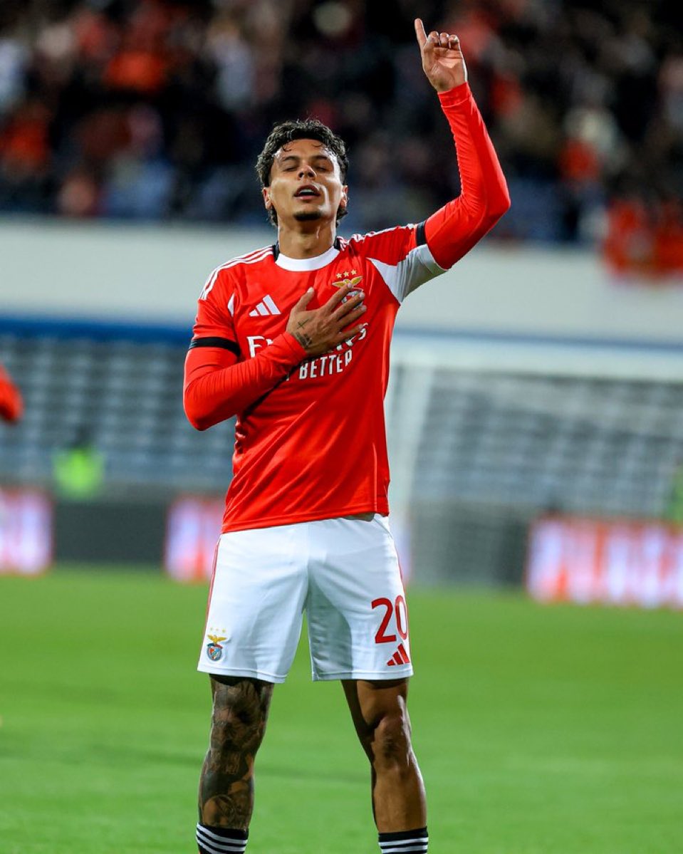Incrível a evolução de Richard Rios nos últimos jogos.

Os hateres que falem agora.