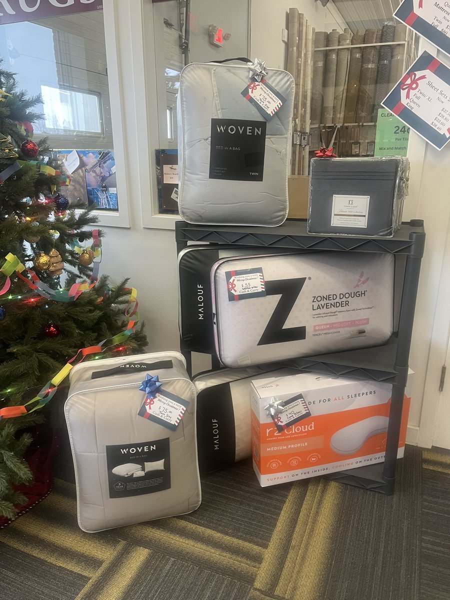 🎄 Day 4 of our 12 Days of Markdowns! 🎁
Today’s deal is all about getting cozy for Christmas — our bedding sets and pillows are specially marked down
Perfect for guest rooms, college students, gift giving, or treating yourself to a better night’s sleep. 😴💤