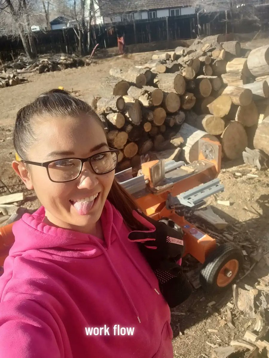 mia_park5280's tweet photo. https://t.co/fq0fJOiK10
#workflow #firewood #hardwood https://t.co/U2urgYIcqi