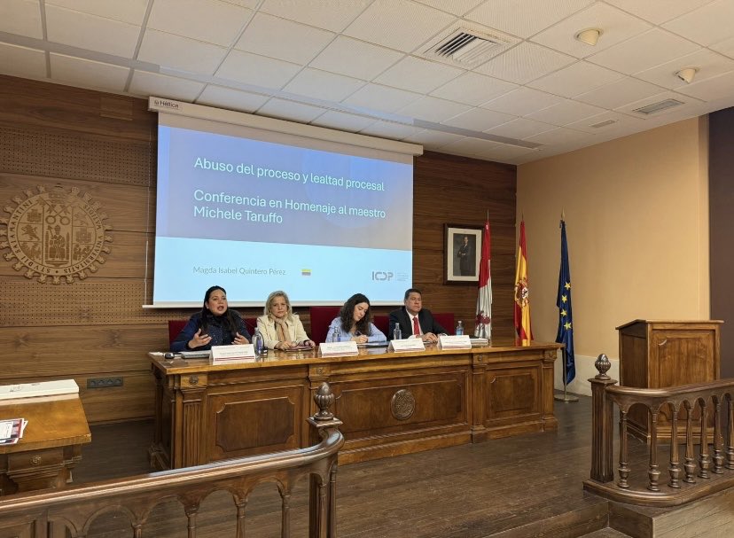 Esta tarde he podido asistir como moderadora al III Congreso Internacional en Homenaje al Prof. Michele Taruffo, celebrado en la Facultad de Derecho de la Universidad de Salamanca. Ha sido un placer y una lección de aprendizaje escuchar las intervenciones de todos los ponentes.