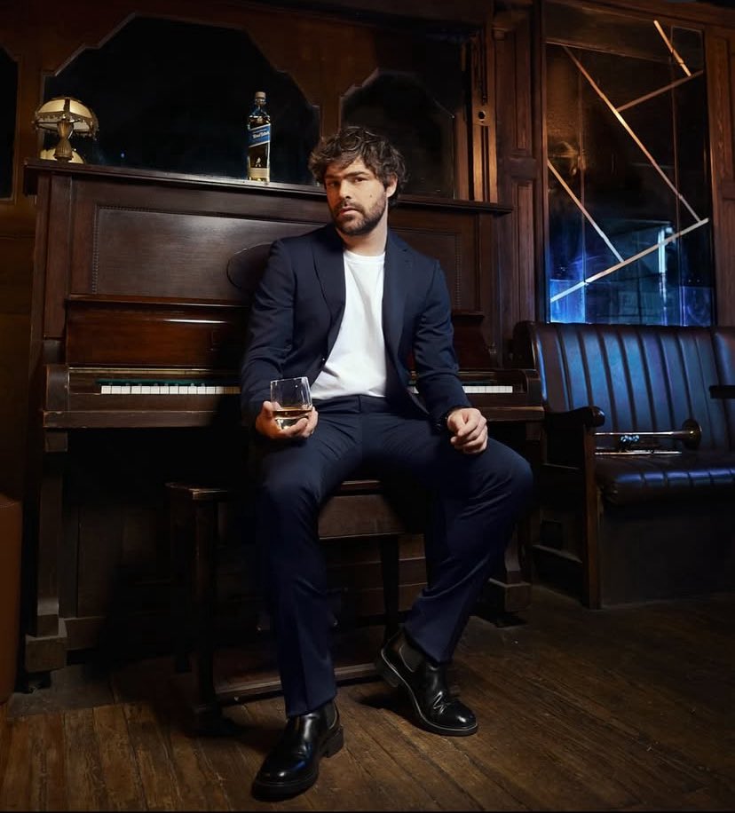 casiangelesooc's tweet image. por siempre peter lanzani, por siempre