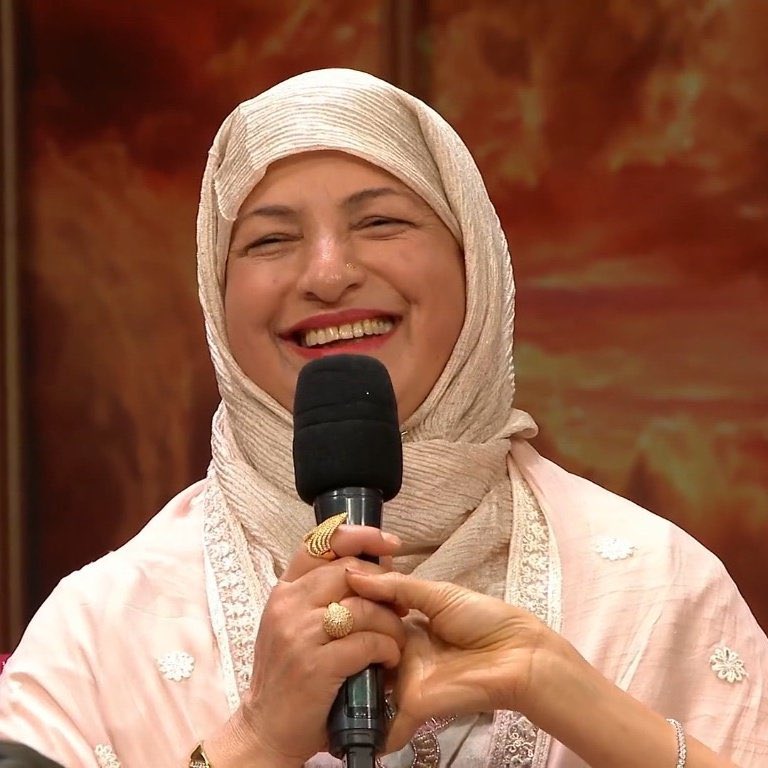 these two ladies right here are an inspiration… one who never lets anything break her, no matter what people throw her way &amp; one who never stops spreading love, no matter how much hurt shes faced. farrhana &amp; her mom deserve the world… their win in life feels personal 🥺💗