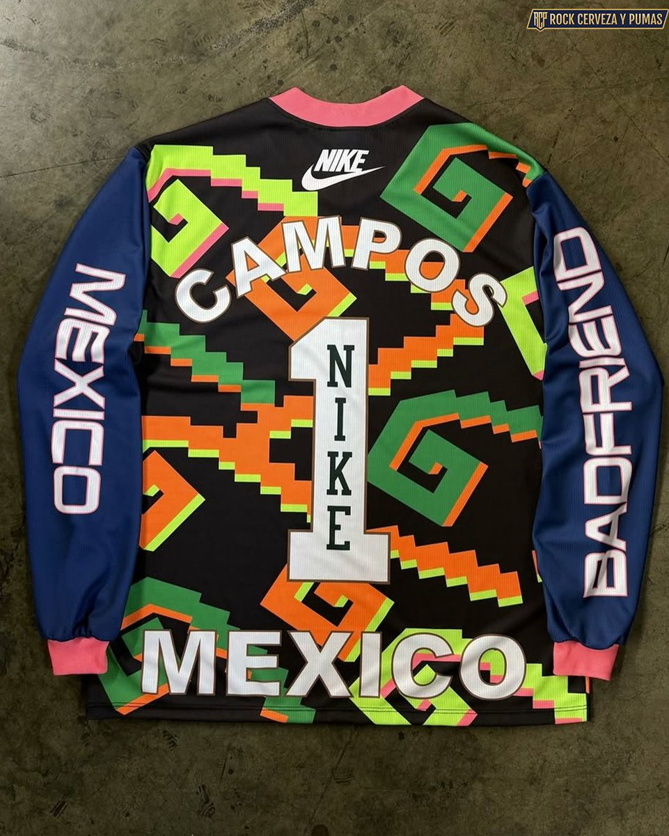 LA COLABORACIÓN DEL SIGLO: TRAVIS SCOTT x JORGE CAMPOS 🚬

Lanzaron un jersey inspirado en una de las playeras que utilizaba el guardameta de Pumas y de la Selección Mexicana con los detalles que tanto caracterizaban los diseños de Campos. 

DURÍSIMA JERSEY 🥵