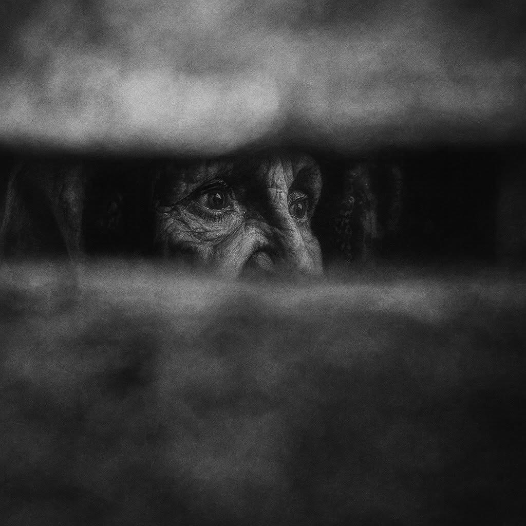 KimKimuntu's tweet image. "Avant de prendre soin de quelqu'un d'autre, n'oublie pas d'abord ta mère. "

#maloba