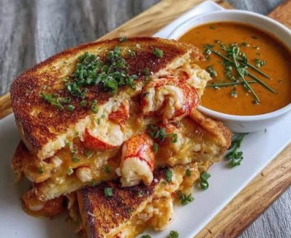 Lobster Grilled Cheese 🦞