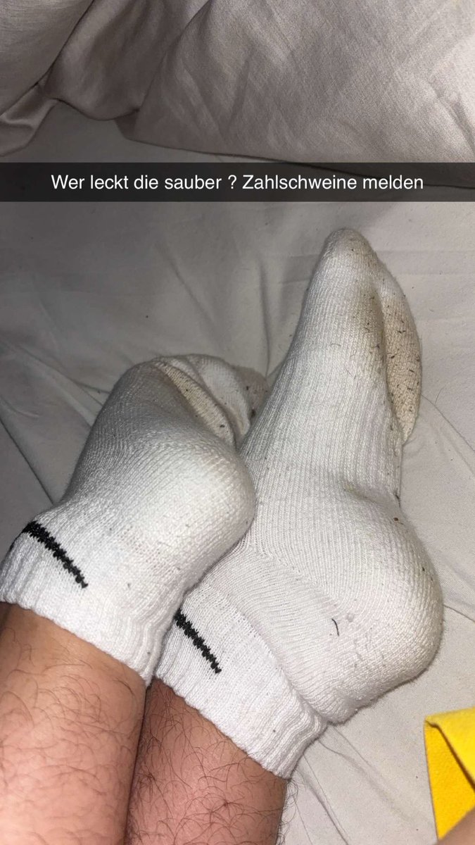 #zahlsklaven #moneyslave #feetslave #paypig #feet #feetfetısh 
Send me Paysafecard on Dm (Link in bio ) and i give you sexy pics on snap