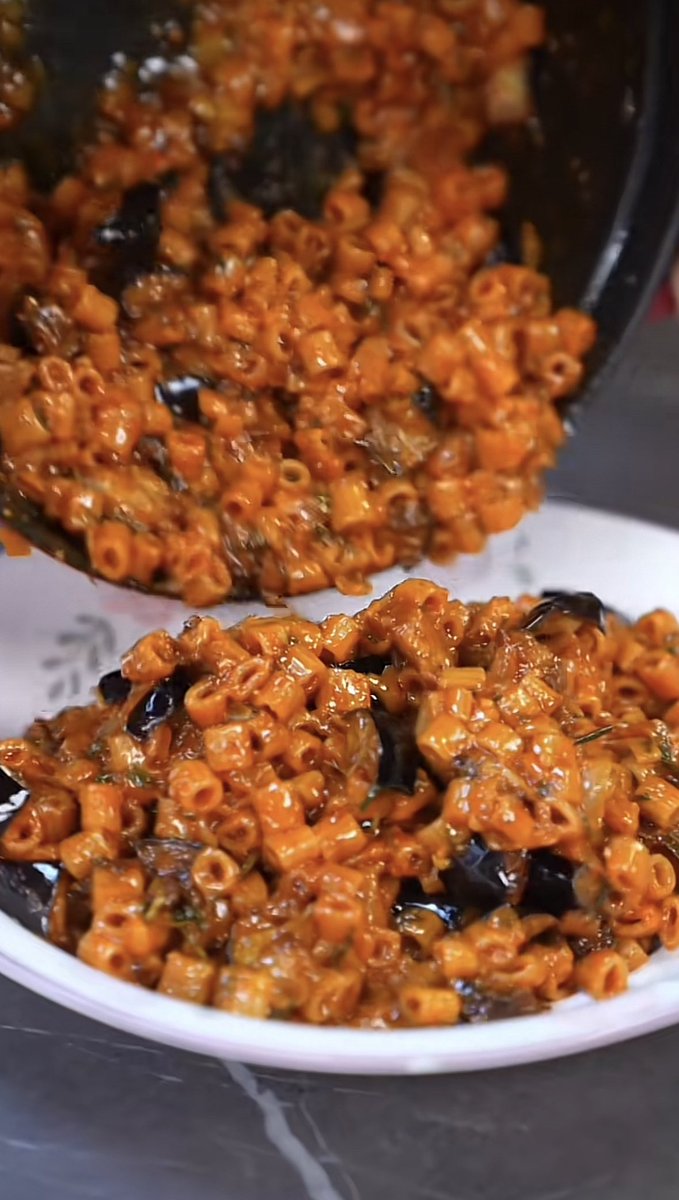 زيتونه tweet media