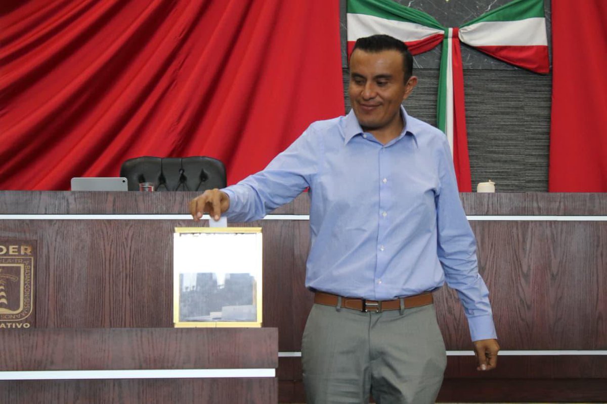 🔴 CONGRESO DE MORELOS ARMONIZA NORMATIVIDAD PARA COMBATIR LA EXTORSIÓN

Con la finalidad de procurar la seguridad de miles de familias, comerciantes y pequeños negocios morelenses, el Congreso del Estado aprobó el pasado jueves cuatro de diciembre una reforma que alinea la