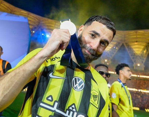 BarcaWorldwide's tweet photo. 🚨 Saudi League Player of the season Benzema 🗣️: "Anyone that criticizes Messi doesn't know anything about football" https://t.co/RUmqfTqRLt