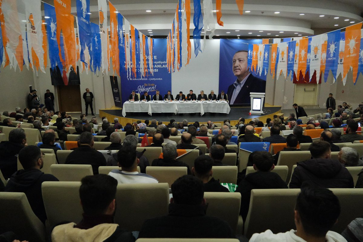 VeliVural_'s tweet photo. 7. Bölgemize bağlı Seydişehir, Ahırlı ve Yalıhüyük ilçelerimizin mahalle başkanlarıyla bir araya gelerek toplantımızı gerçekleştirdik.

İl Başkanımız Fatih Özgökçen’in katılımıyla son derece verimli ve yol gösterici istişarelerde bulunduk.

Birlikte daha güçlü, birlikte daha kararlıyız.

@fatihozgokcen 
@aktanitimkonya