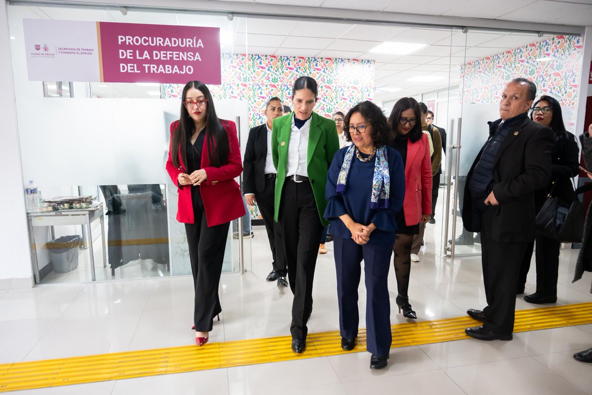 Ines_GONI's tweet photo. Hoy firmamos un convenio clave para las mujeres trabajadoras de la Ciudad de México. 🧡

Las mujeres somos el 43 % de la población económicamente activa y la violencia laboral no puede seguir siendo invisible. ♀️

Desde @TrabajoCDMX, junto con la @FiscaliaCDMX, fortalecemos rutas de atención para que denunciar no signifique perder el empleo y para garantizar acompañamiento integral a las mujeres que viven acoso y hostigamiento laboral.

Este acuerdo, alineado al #Convenio190 de la OIT, reafirma nuestro compromiso con trabajo digno, igualdad sustantiva y cero violencia laboral. 💜

#UtopíaLaboral #CapitalDeLaTransformación
@BerthaAlcalde