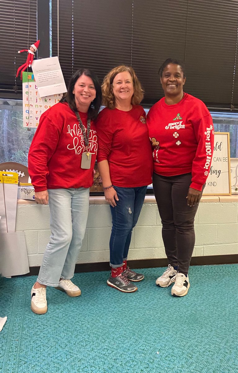 Jeans &amp; Christmas shirt day