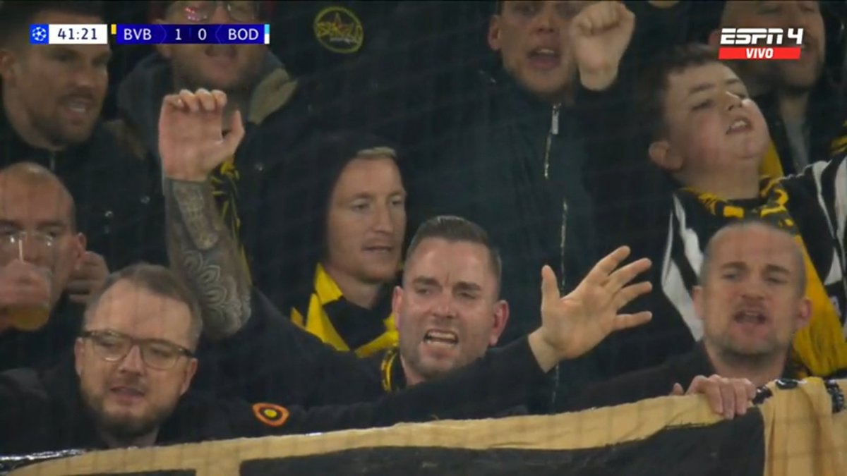 MIREN COMO CANTA, SE SABE TODAS LAS CANCIONES. 

HÁGANLO POR ÉL, HIJOS DE PUTA <a href="/BVB/">Borussia Dortmund</a>