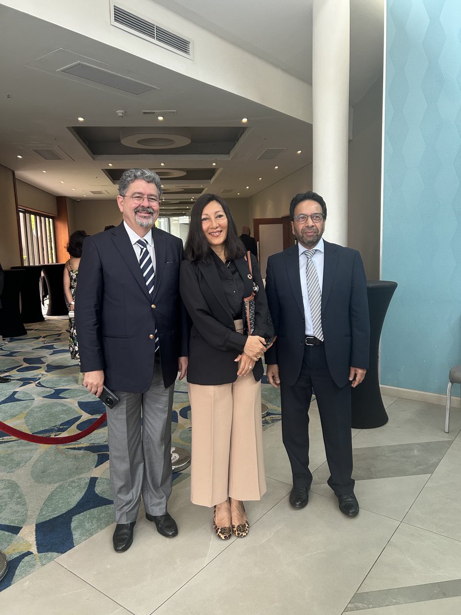 Lisa Simrique Singh tweet media