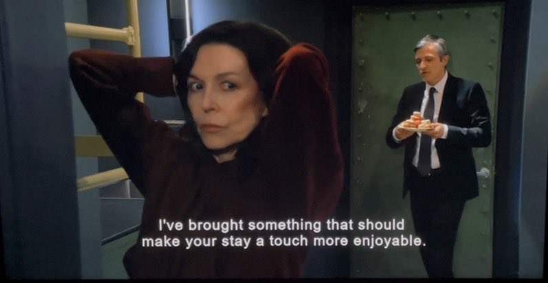 STEELK1969's tweet image. Since Anna’s trying to determine how long she was under the drugging effects, she should write down the time she eats Sidwell’s SNACKWELL’S‼️📝🤨#Anna #Pascal #Vanna #GH