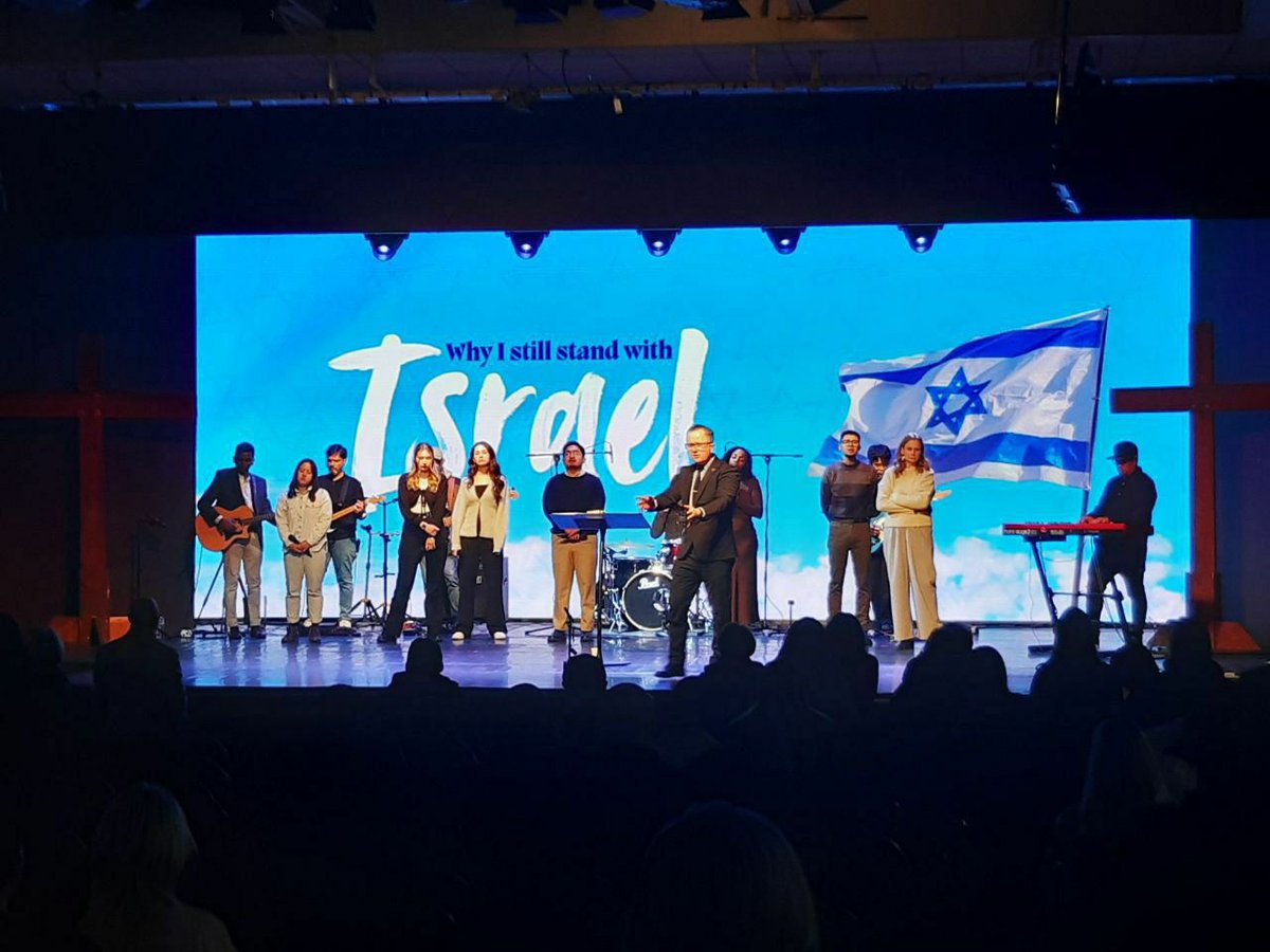 comhaltas32's tweet photo. Councillor Tom McDonnell claims to be a Nationalist, yet went to a multicultural All Nations Church event run by John Ahern and got baptised, something outside Irish culture, steeped in judeo-evangelical influence, and totally at odds with the Nationalism he pretends to hold. https://t.co/5J75J3nNx6