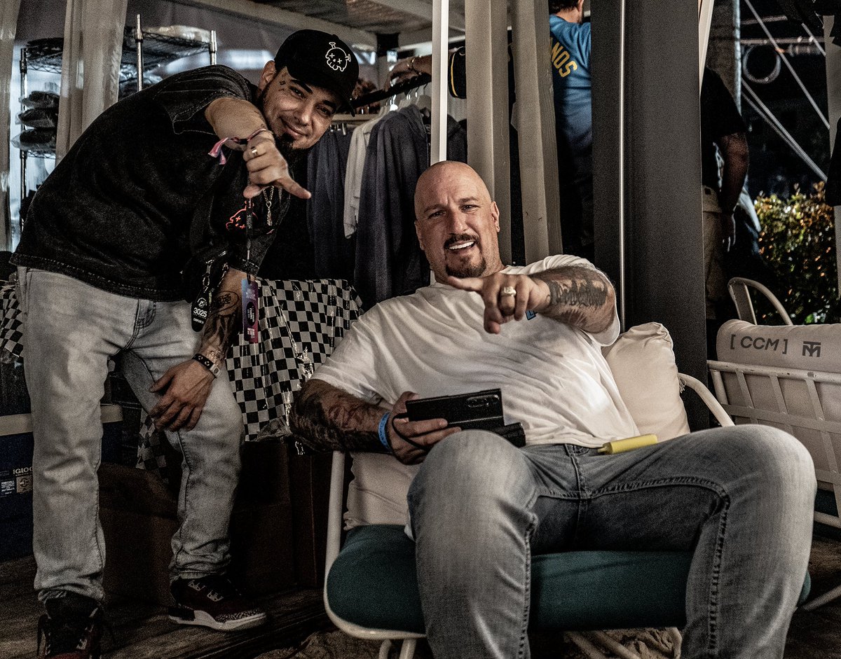 ccmweb3's tweet image. Vibing at the @UltraKingdoms booth with @MrMcFly100 &amp;amp; @CodeCompiler during Beat Basel, Art Basel 2025