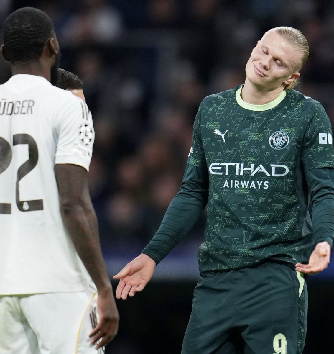 Torren__'s tweet photo. Todos somos Haaland riéndose del cerdo de Rudiger. https://t.co/scsRMjlFQG